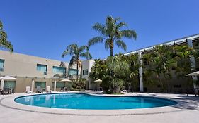 Hotel Estancia Business Class